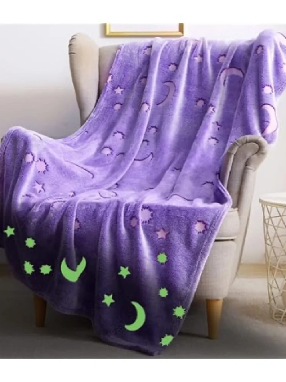 Cozy Glow-in-the-Dark Purple Celestial Fleece Throw Blanket – Moon & Stars